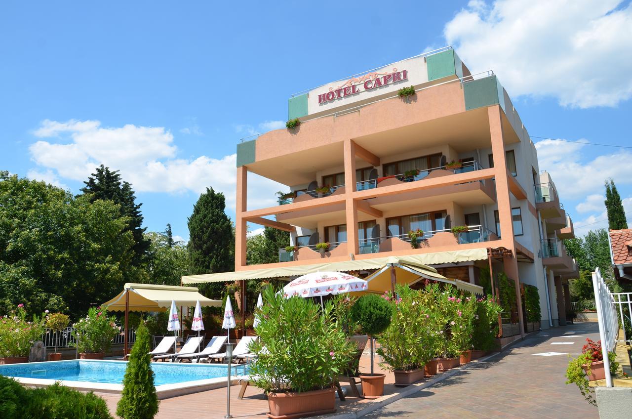 Hotel Capri ネセバル エクステリア 写真