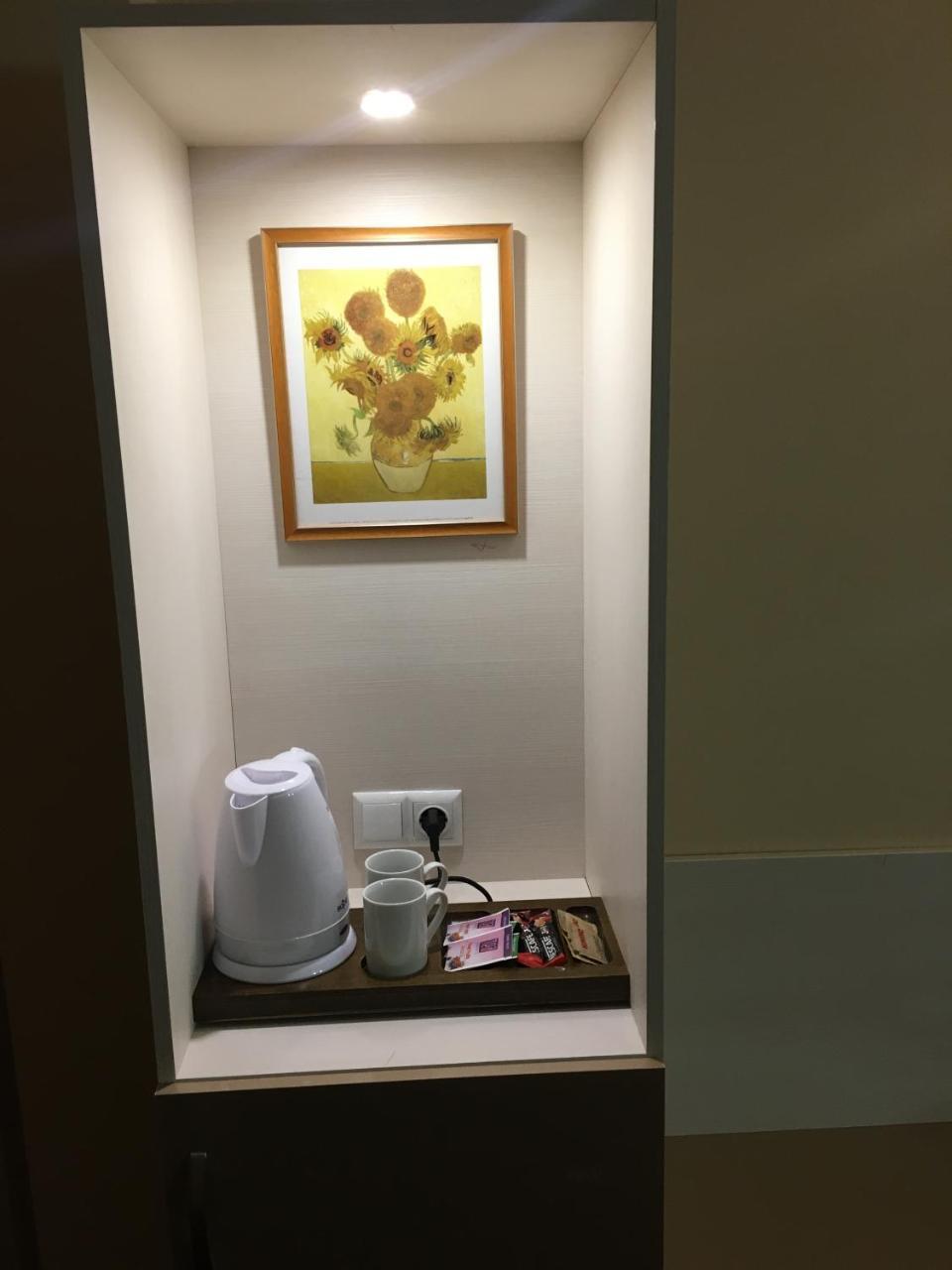 Hotel Capri ネセバル エクステリア 写真